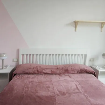 Apartment Pink Mood