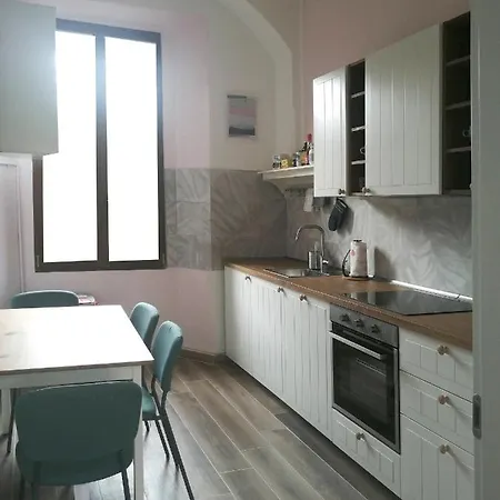Apartment Pink Mood Como